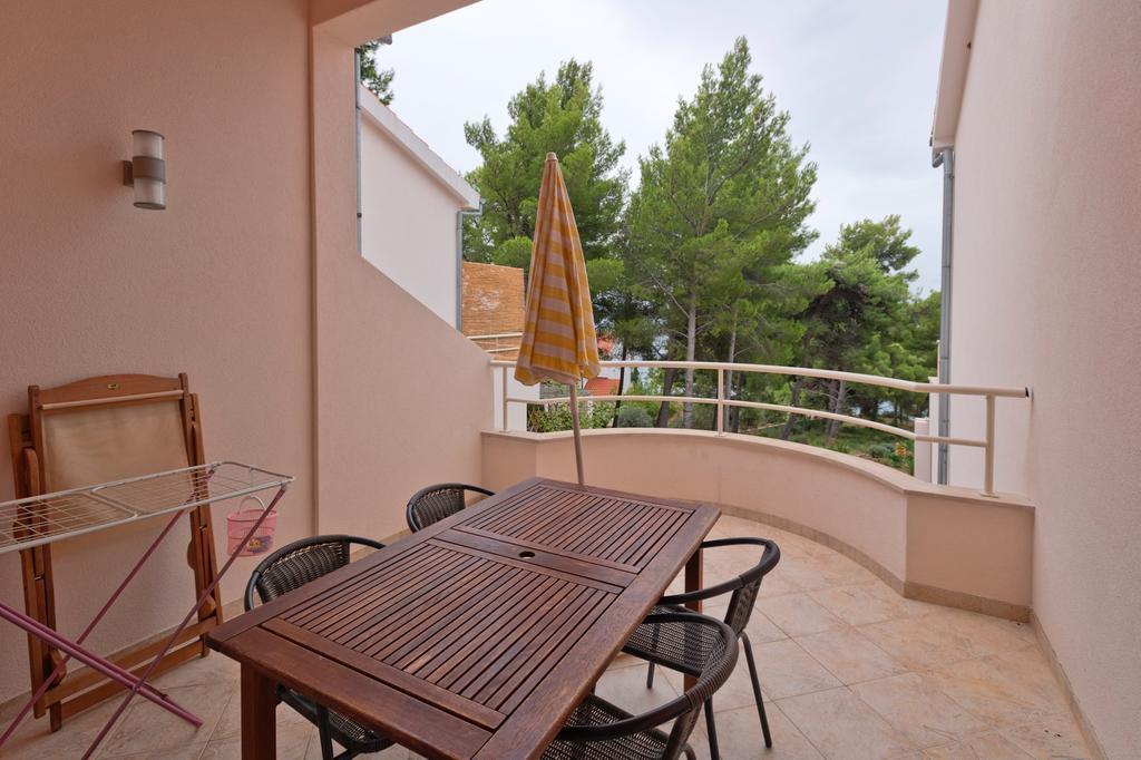 Apartments Nautic Zavala Kültér fotó