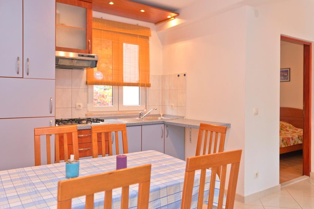 Apartments Nautic Zavala Kültér fotó