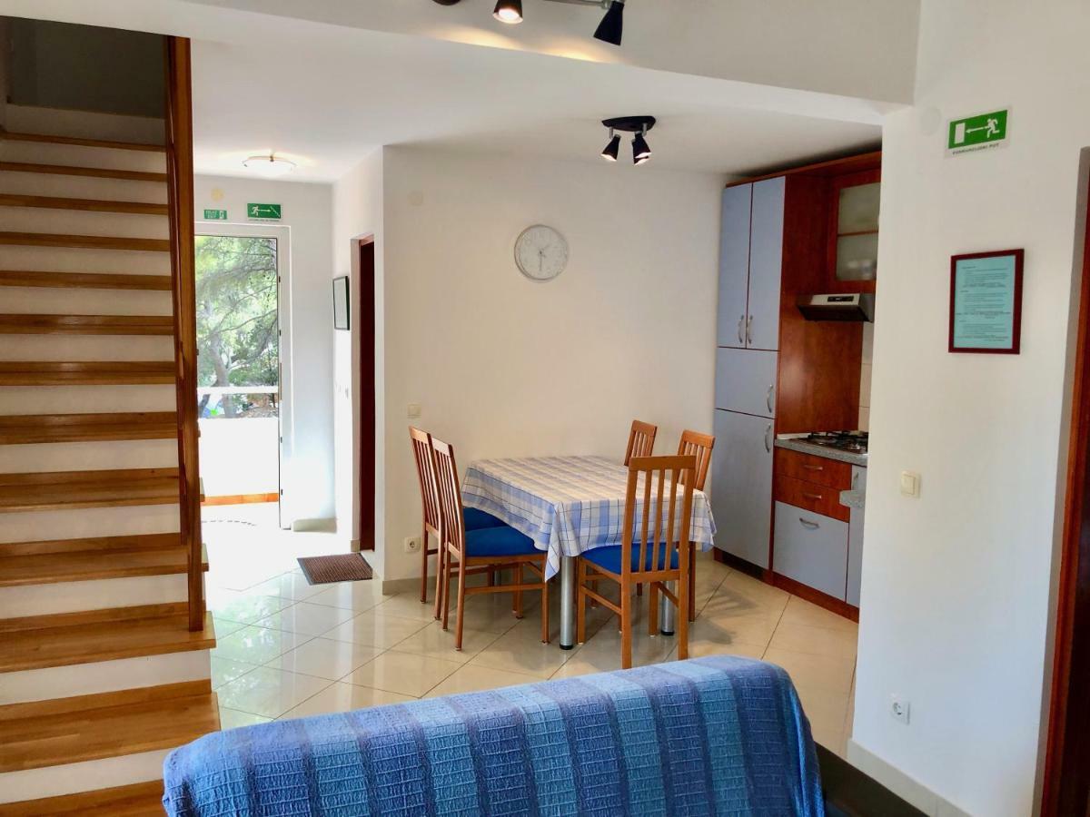 Apartments Nautic Zavala Kültér fotó