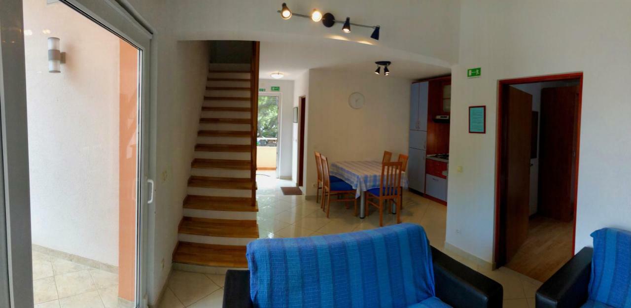 Apartments Nautic Zavala Kültér fotó