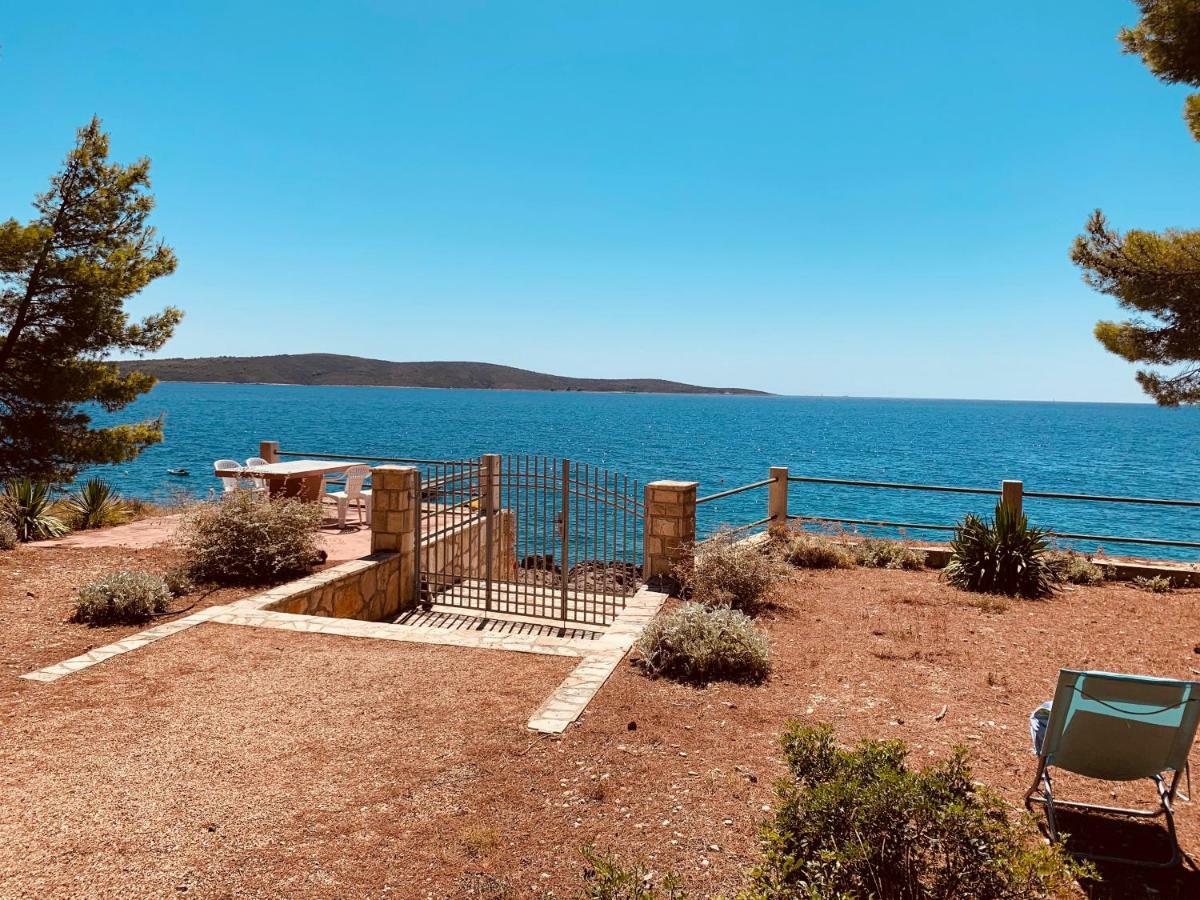 Apartments Nautic Zavala Kültér fotó